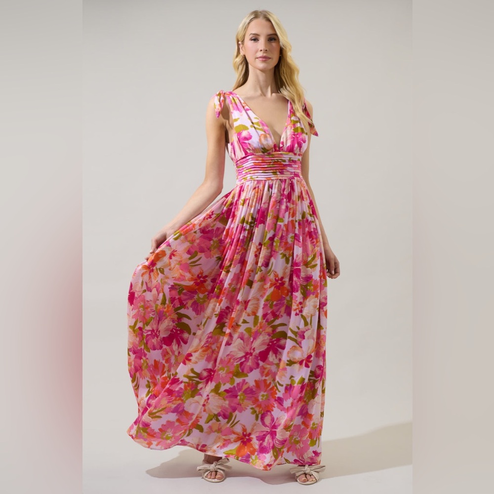 Sugarlips Abigal Floral Descanso
Pleated Maxi Dress Size Medium
